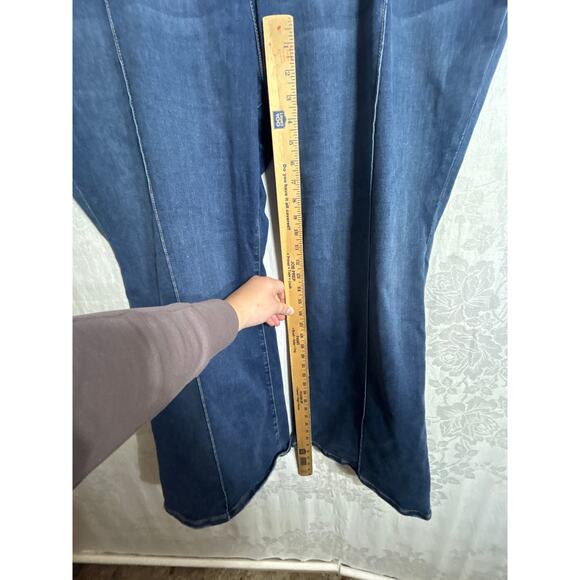 Lane Bryant Jeans 26 SHORT High Rise Flare Tighter Tummy Blue Denim - Picture 7 of 13